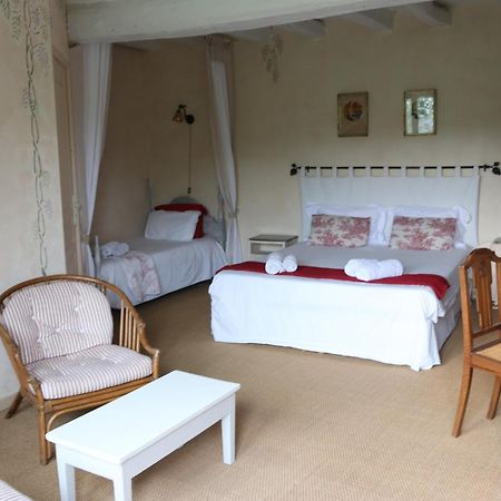 Chambres D'Hotes Du Noisillet Cinais Dış mekan fotoğraf