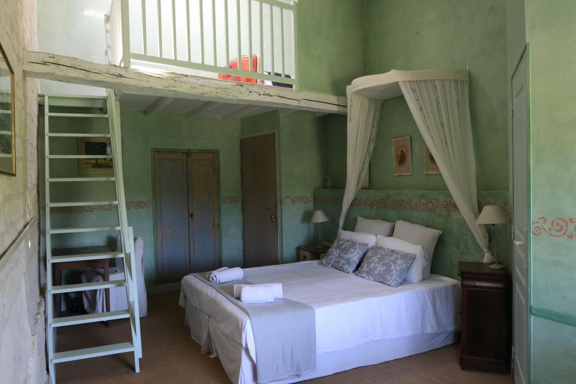 Chambres D'Hotes Du Noisillet Cinais Dış mekan fotoğraf