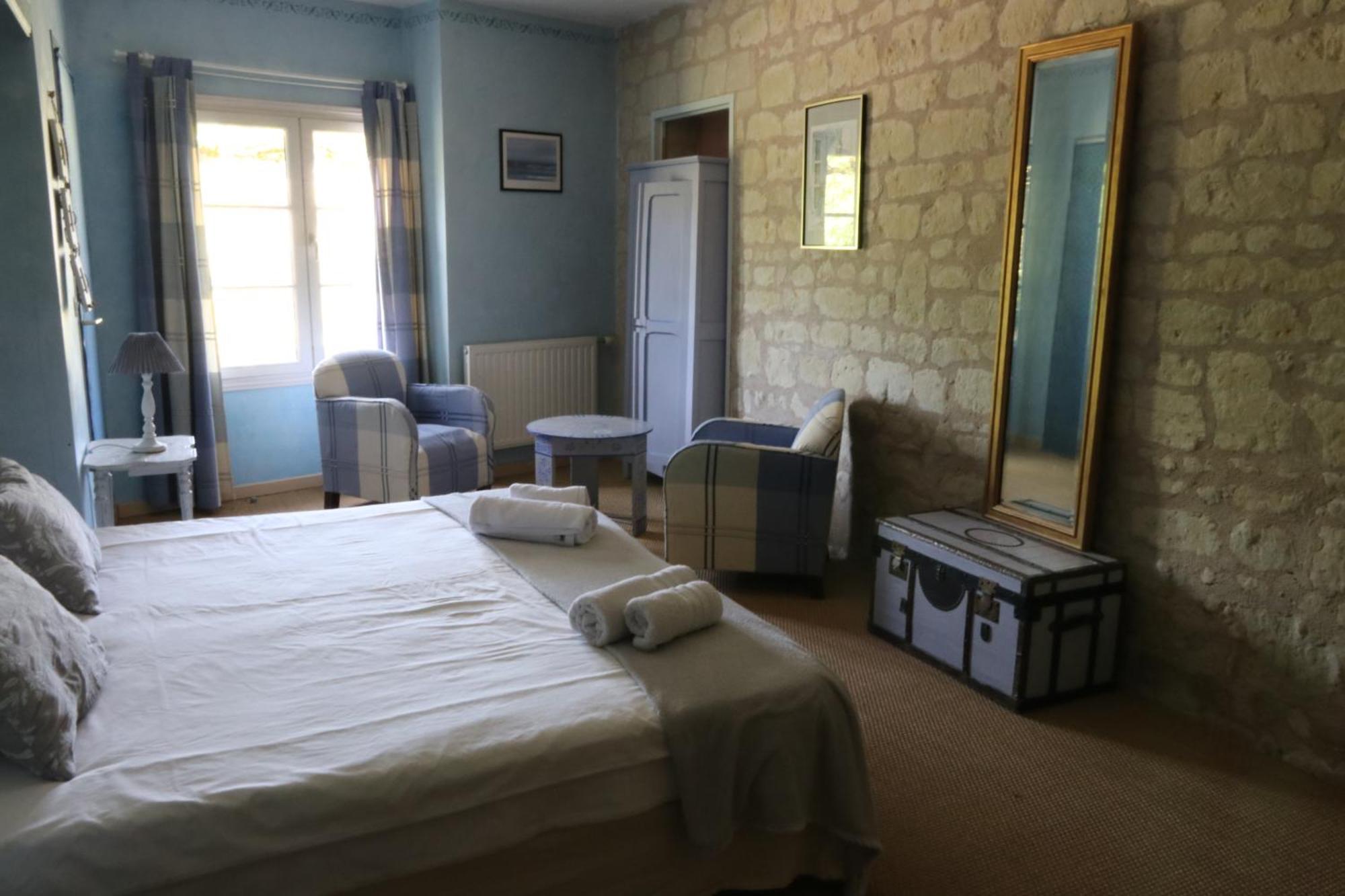 Chambres D'Hotes Du Noisillet Cinais Dış mekan fotoğraf