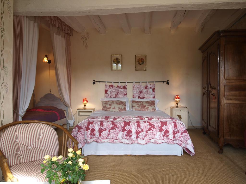 Chambres D'Hotes Du Noisillet Cinais Dış mekan fotoğraf