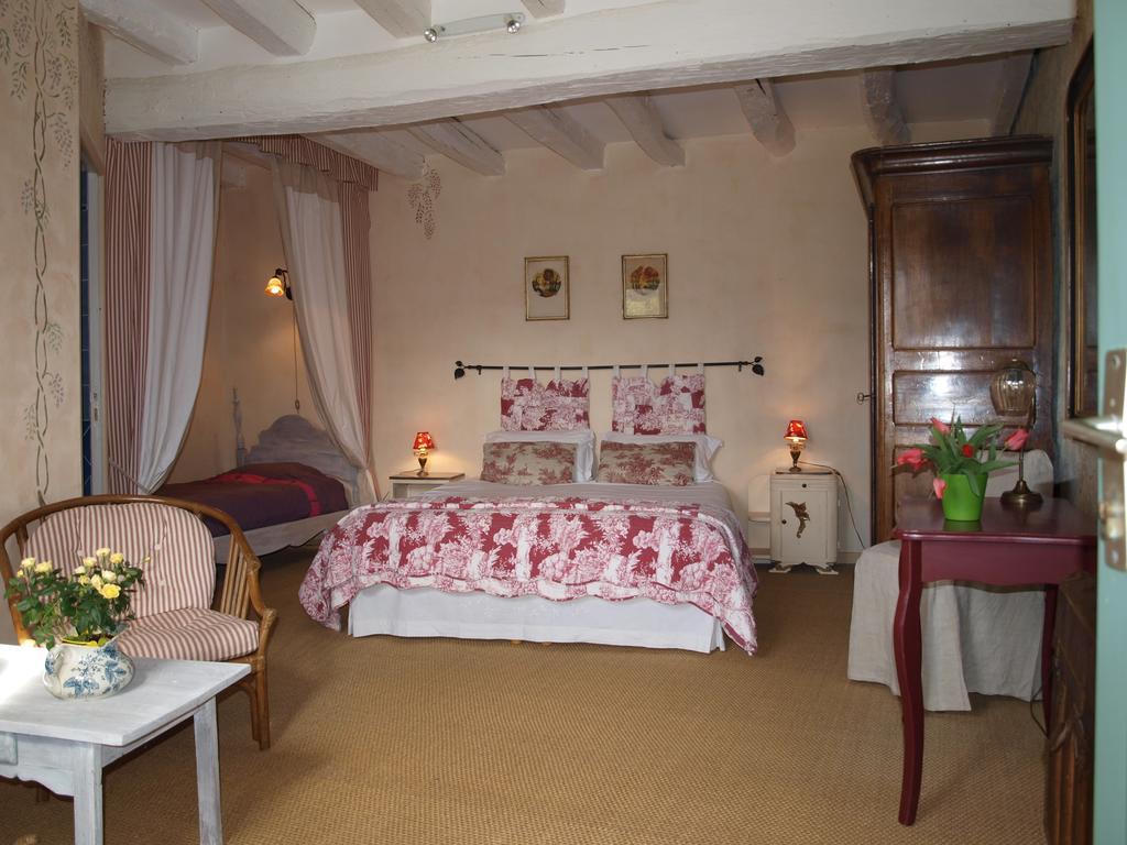 Chambres D'Hotes Du Noisillet Cinais Dış mekan fotoğraf